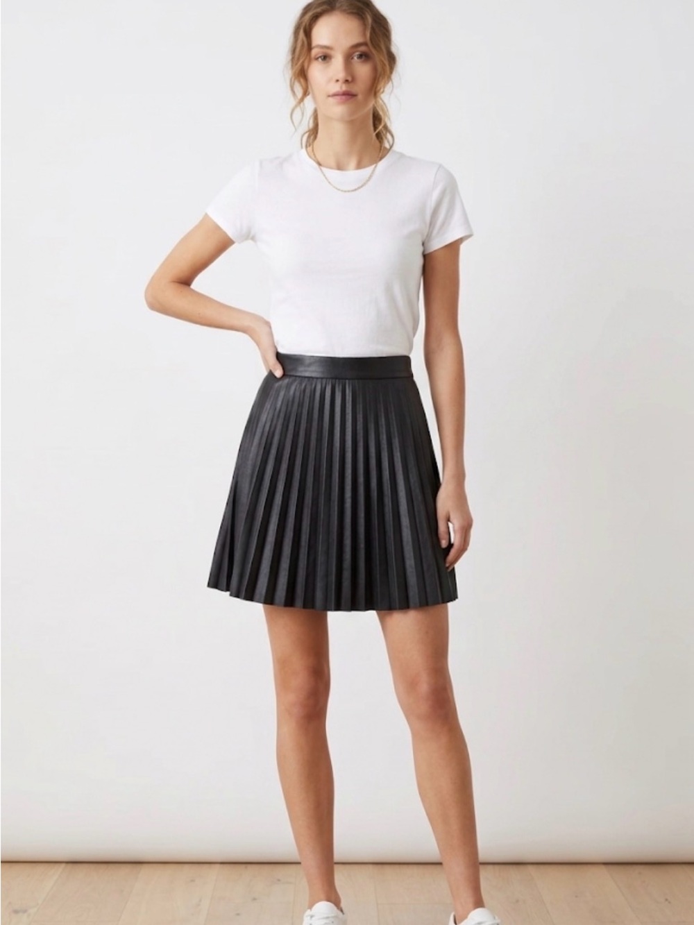 BB Dakota Steve Madden Faux Leather Pleated Mini Skirt Black Size 0(A633)